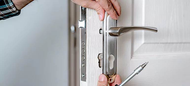 Front Door Knob Repair in Palm Springs, FL